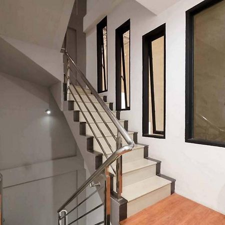 Jotel Guest House Mitra Reddoorz Pulauberayan 외부 사진