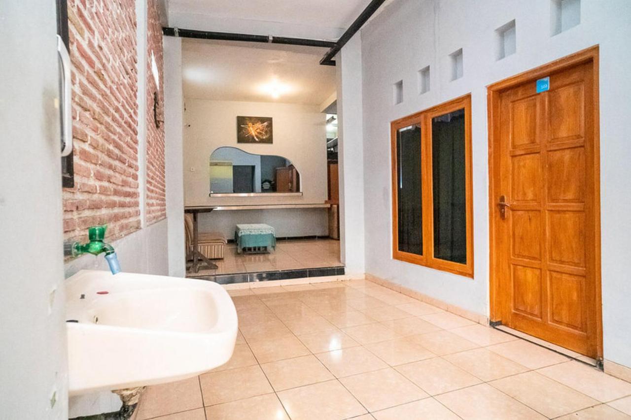 Jotel Guest House Mitra Reddoorz Pulauberayan 외부 사진
